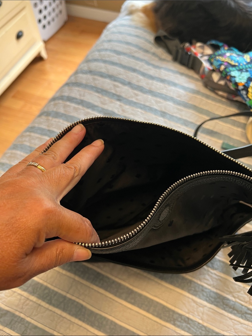 kate spade black pebbled leather shoulder crossbody - Picture 4 of 4